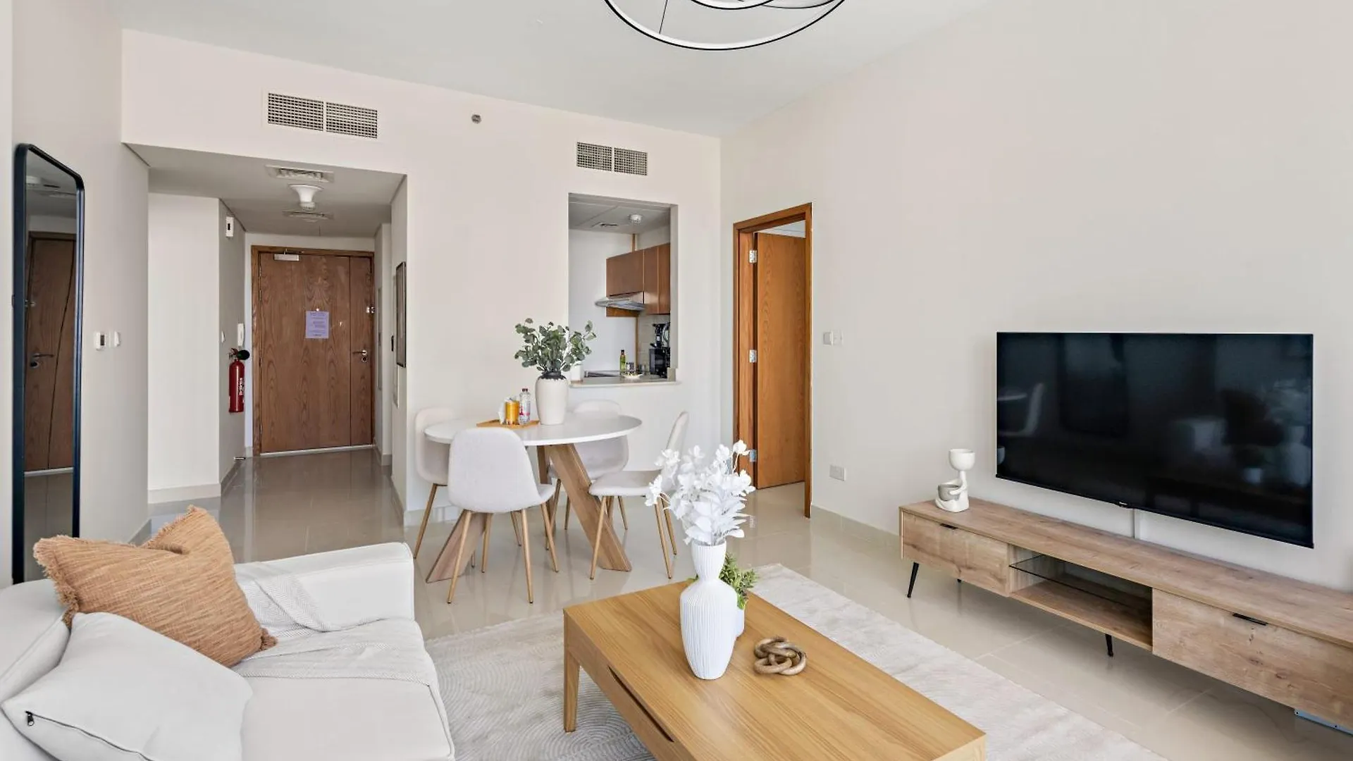 Silkhaus Chic 2 Bdr Near Reem Central Park 阿布扎比 0*,